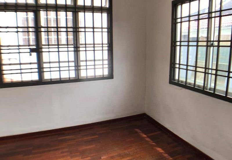 2 Storey @ Taman Nusa Perintis/ Gelang Patah/ 15 Min To Tuas