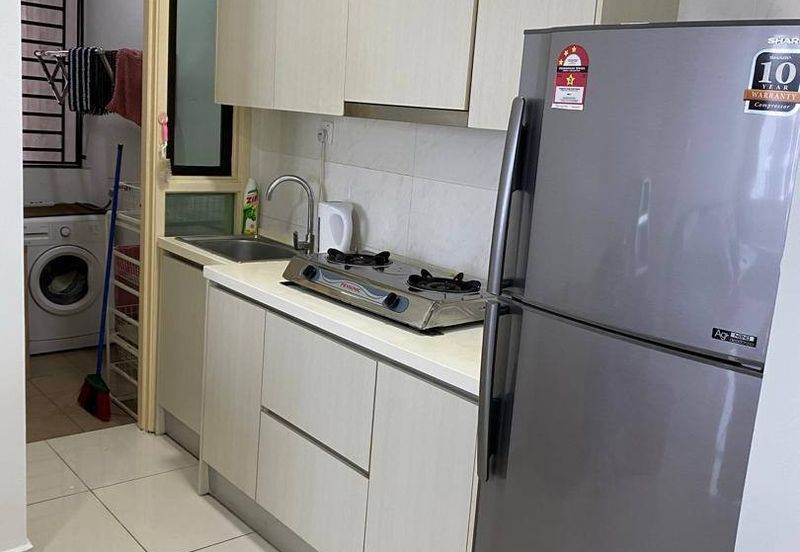 D'Summit Residences @ Kempas Utama