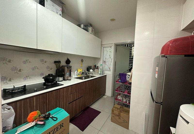 Seasons Luxury Apartments @ Amara Larkin