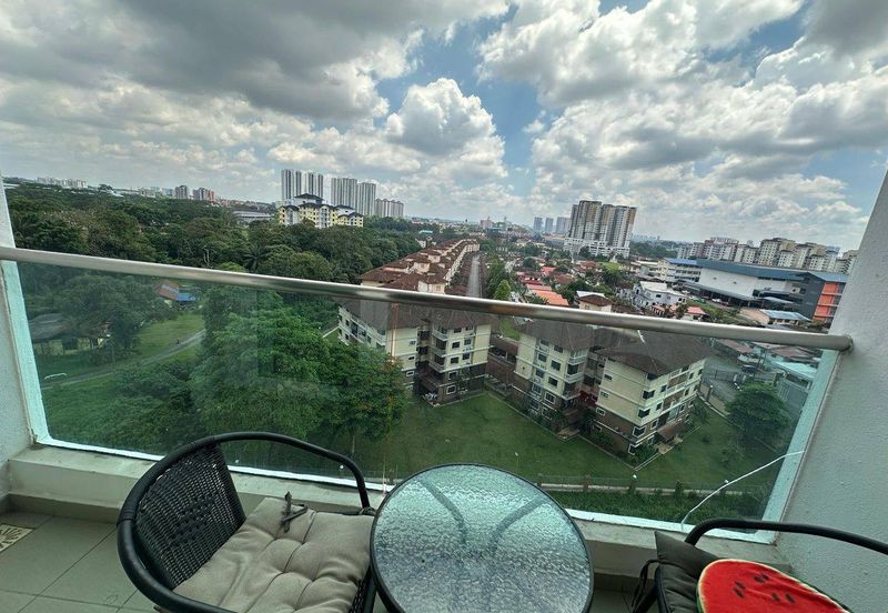 Seasons Luxury Apartments @ Amara Larkin