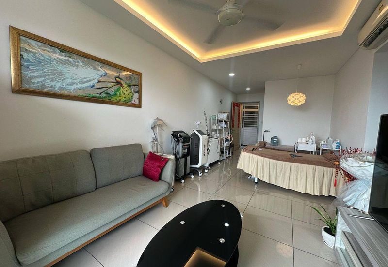 Seasons Luxury Apartments @ Amara Larkin