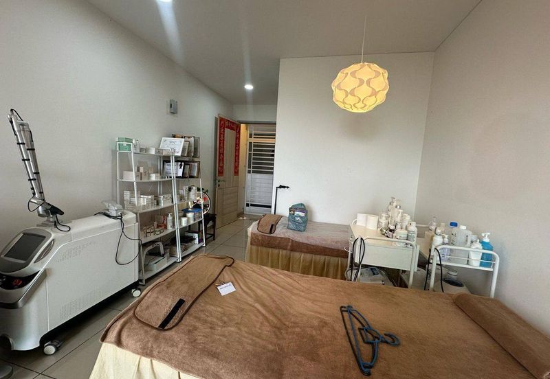 Seasons Luxury Apartments @ Amara Larkin