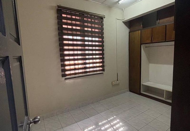 1 Storey @ Bandar Uda Utama/ Perling/ Sutera/ Endlot