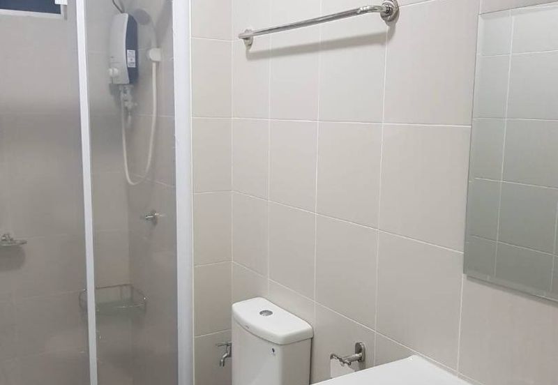 Meridin Bayvue Apartment