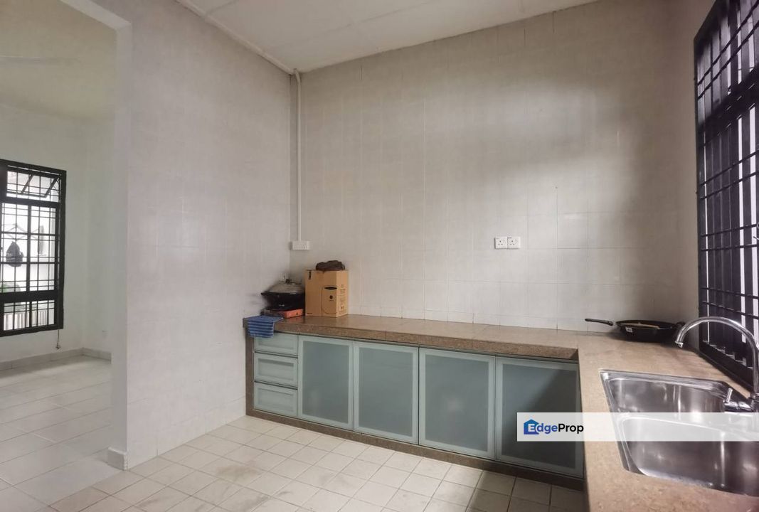 2 Storey @ Taman Pelangi Indah, Ulu Tiram, Jalan Jelita, Unblock , Johor, Ulu Tiram