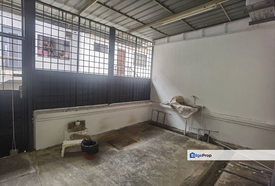 2 Storey @ Taman Pelangi Indah, Ulu Tiram, Jalan Jelita, Unblock , Johor, Ulu Tiram