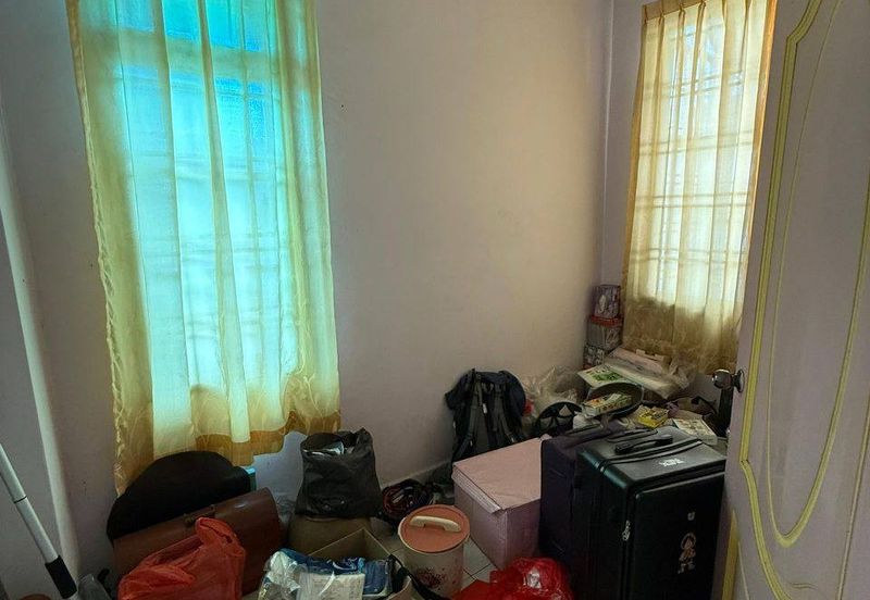 2 Storey @ Tmn Bukit Indah, Jln Indah 5, Endlot 10ft Land, Unblock 