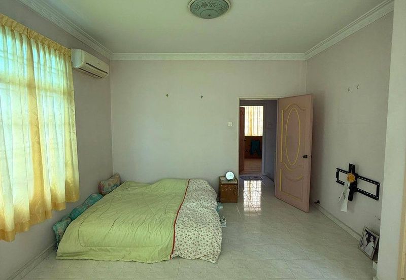 2 Storey @ Tmn Bukit Indah, Jln Indah 5, Endlot 10ft Land, Unblock 