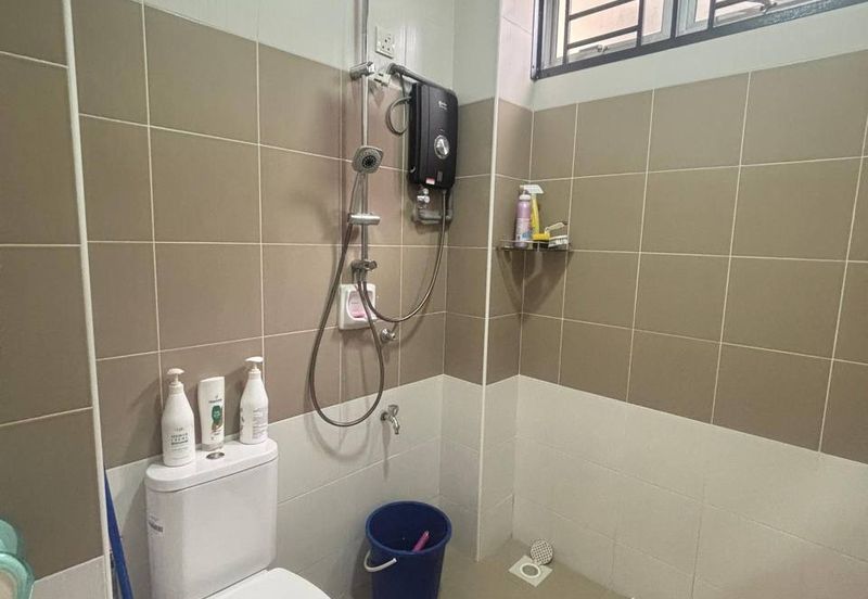 2 Storey @ Taman Nusa Sentral/ Iskandar Puteri/ Renovate