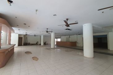 Commercial Space For Rent in Tanjung Bungah