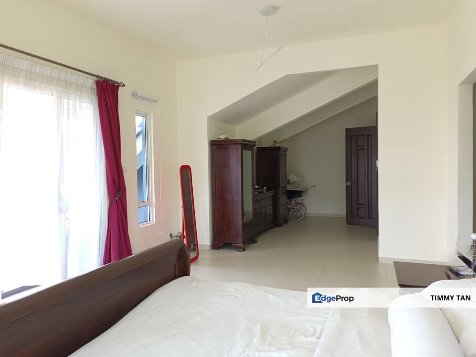 Three Storey Deatched Villa For Sale - Hilltop Villa, Penang, Batu Ferringhi