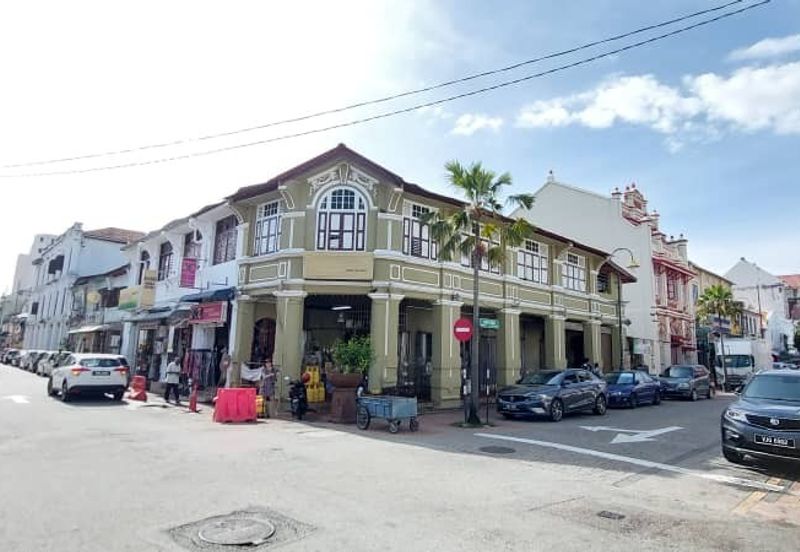 5 adjacent Shophouse in Penang Heritage core zone