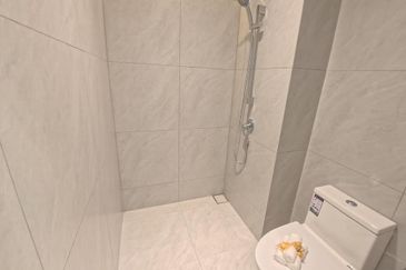 SKYONE Residences @ Bukit Chagar Walking to RTS only 300 metres