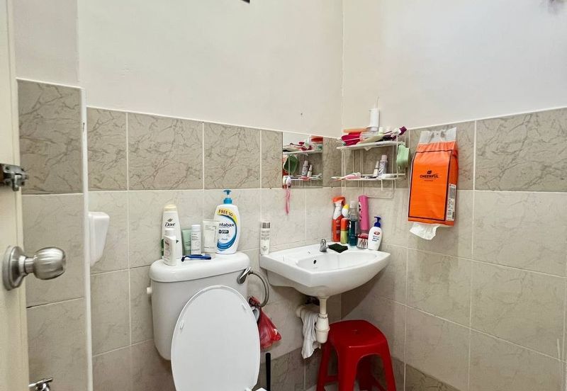 Bukit Indah Jalan Indah 10