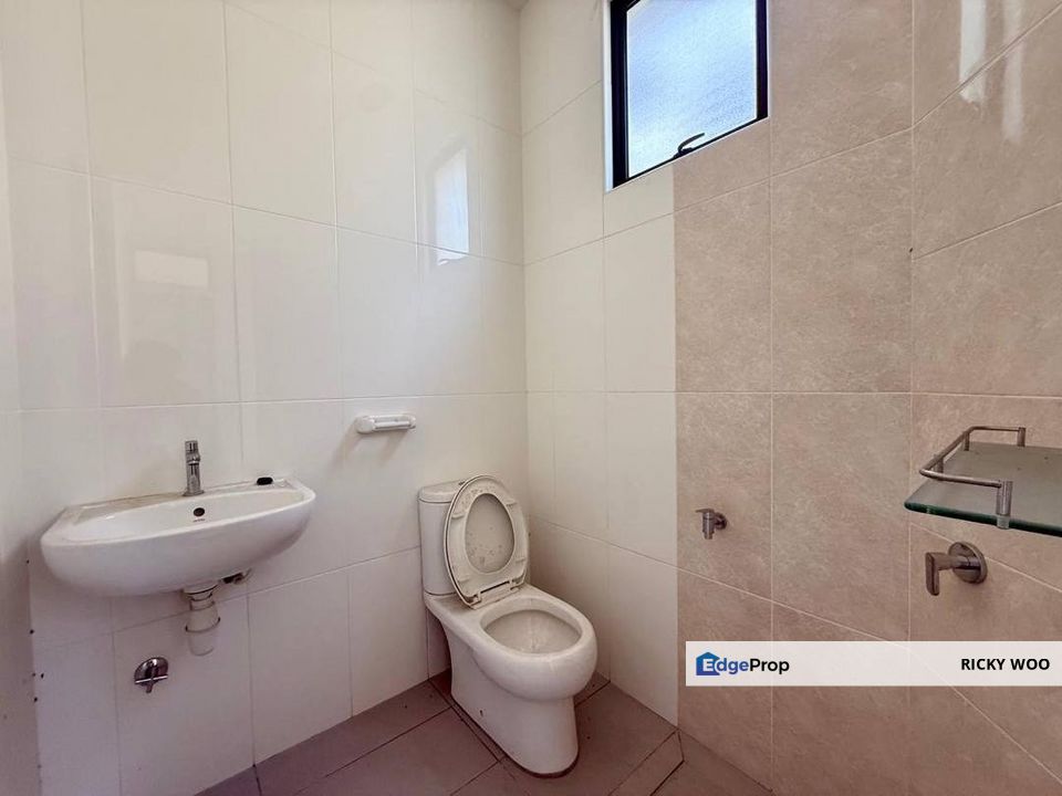 Bukit Indah Avenue 26, Johor, Johor Bahru