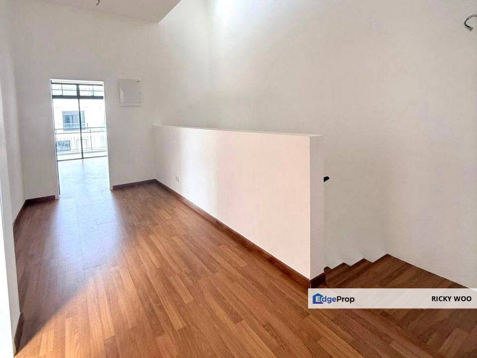 Double Storey Cluster The Commune Eco Botanic, Johor, Nusajaya