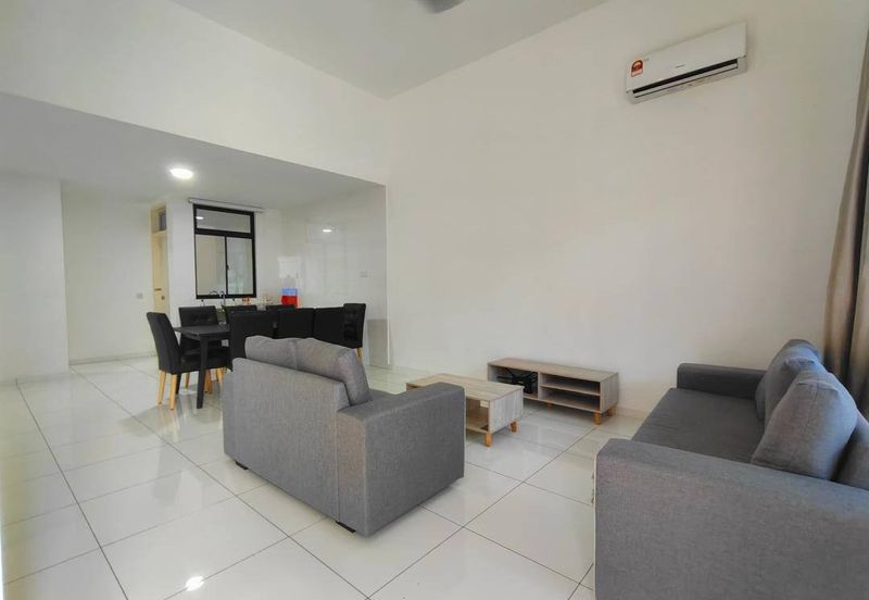 Bukit Indah Avenue 26 @ Villosa
