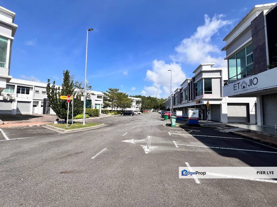 Pusat Perdagangan Medini@Ion Medini, Johor, Nusajaya