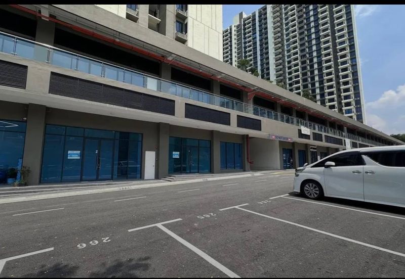 Laman Damai Central Park @ Tampoi