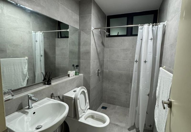 Summit @ Lagoon Residences