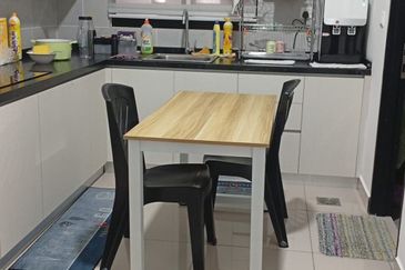 Twin Tower Residence