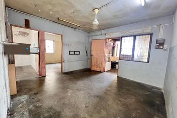 Flat Bandar Selesa Jaya