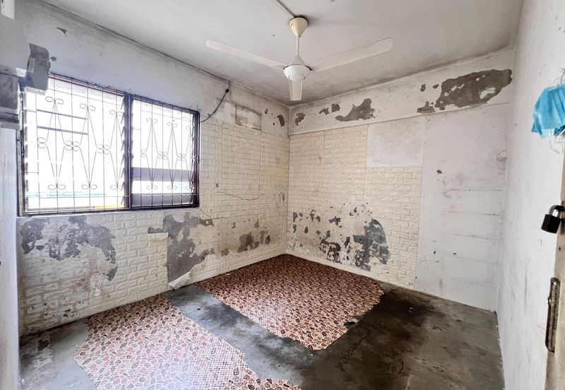 Flat Bandar Selesa Jaya