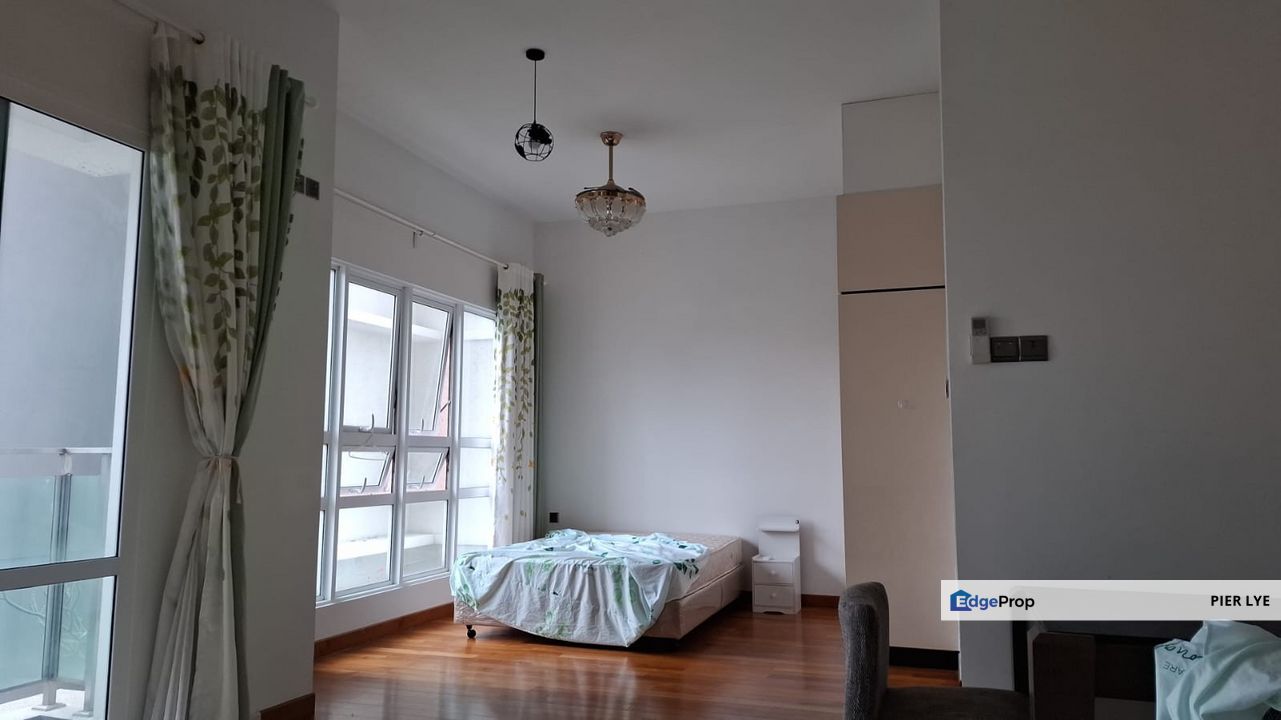 Tritower Studio @ Jalan Azizah, Johor, Johor Bahru