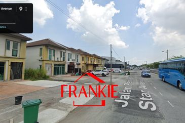 Pusat Perniagaan Star Avenue