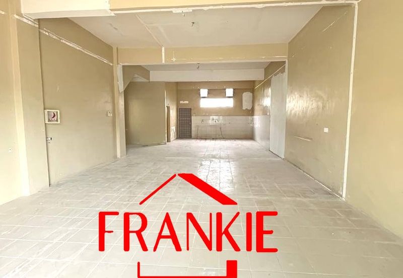 Pusat Perniagaan Star Avenue