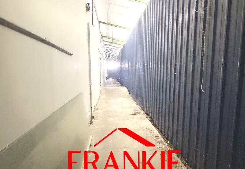 Pusat Perniagaan Star Avenue