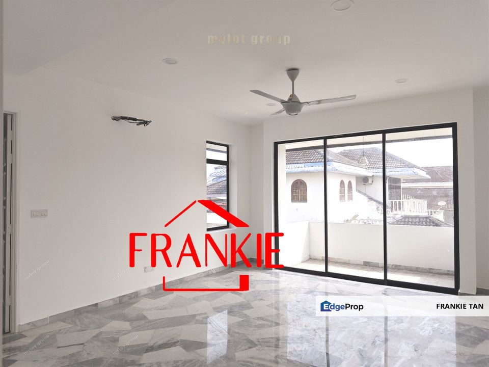 Sungai Bakap Huge Extra Land Fully Renovated Bungalow | Penang, Penang, Sungai Bakap 