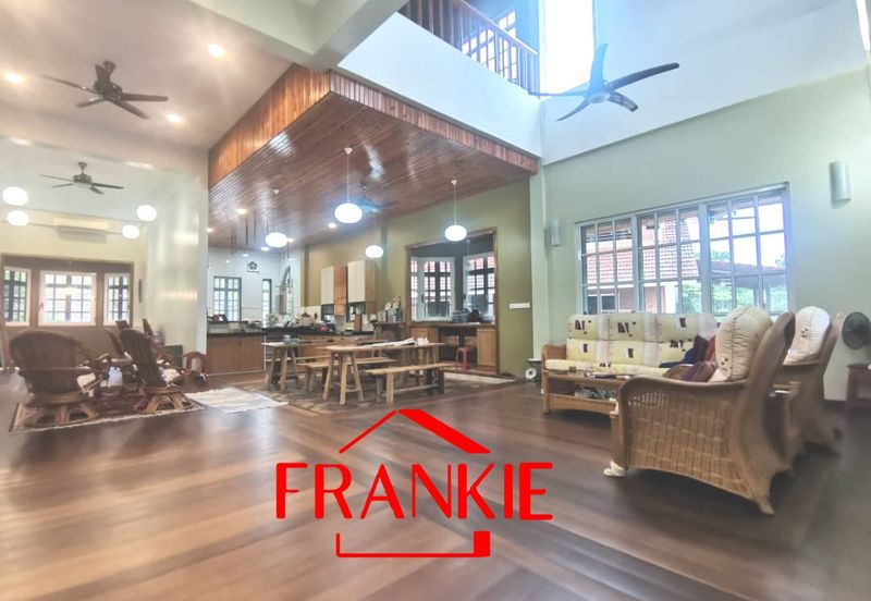 Kampung Teluk Kumbar