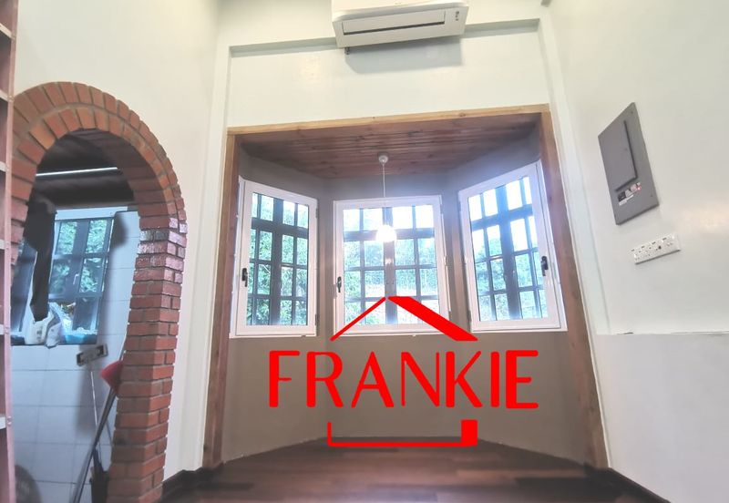 Kampung Teluk Kumbar