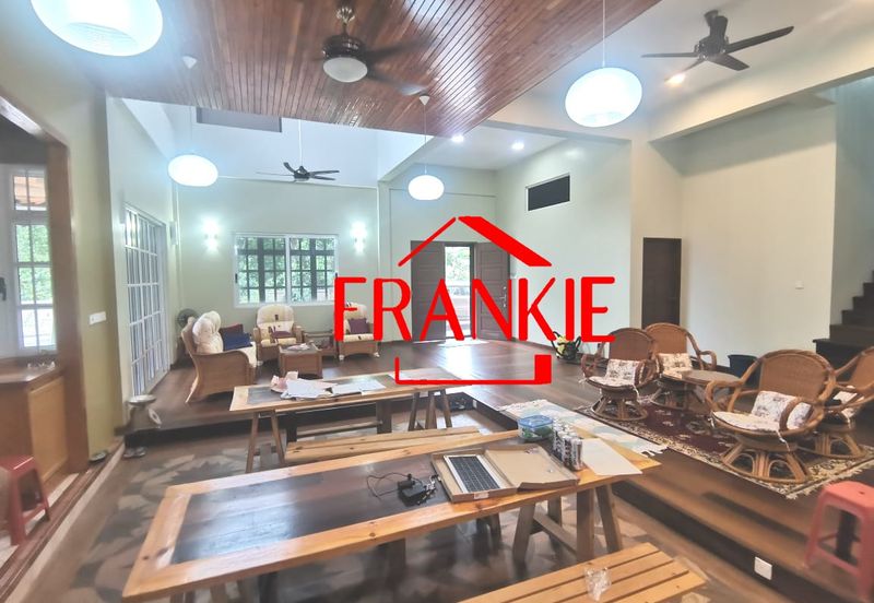 Kampung Teluk Kumbar