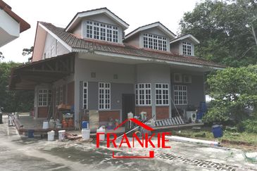 Kampung Teluk Kumbar
