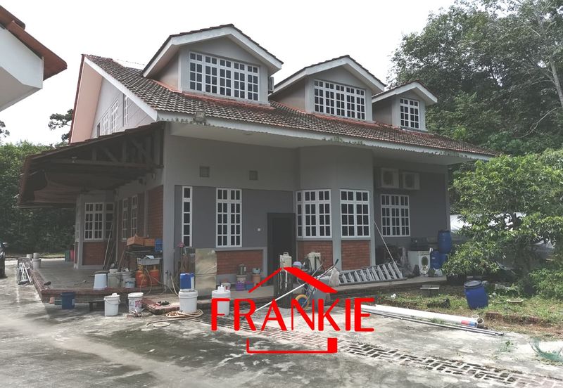 Kampung Teluk Kumbar