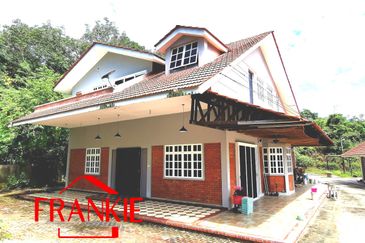 Kampung Teluk Kumbar