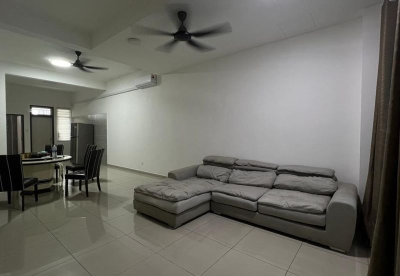 Bandar Layangkasa Townhouse