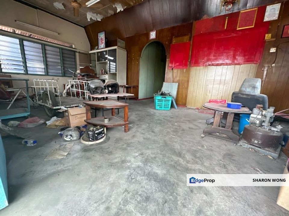 Bercham, Ipoh Perak, Bungalow House, For Sale, Below Market Price, Perak, Ipoh