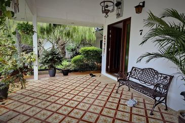 European Style Bungalow with Swimming Pool in Port Dickson