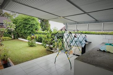 European Style Bungalow with Swimming Pool in Port Dickson