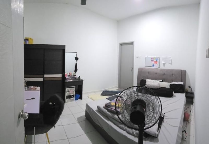 Taman Bakti YNS | Labu, Negeri Sembilan | Single Storey Corner Lot | Renovated with Extra Land. Move-In Ready!