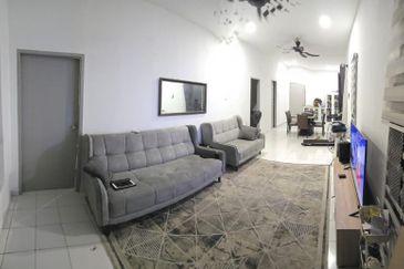 Taman Bakti YNS | Labu, Negeri Sembilan | Single Storey Corner Lot | Renovated with Extra Land. Move-In Ready!