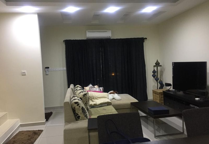 Laman Delfina @ Nilai Impian