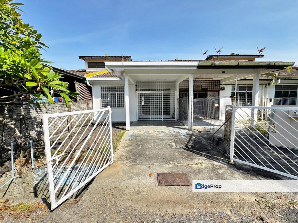 Taman Desaria | Nilai, Negeri Sembilan | Single Storey, Intermediate Lot | Freehold, Non-Bumi | Newly Repaint, Basic Unit, Negeri Sembilan, Nilai