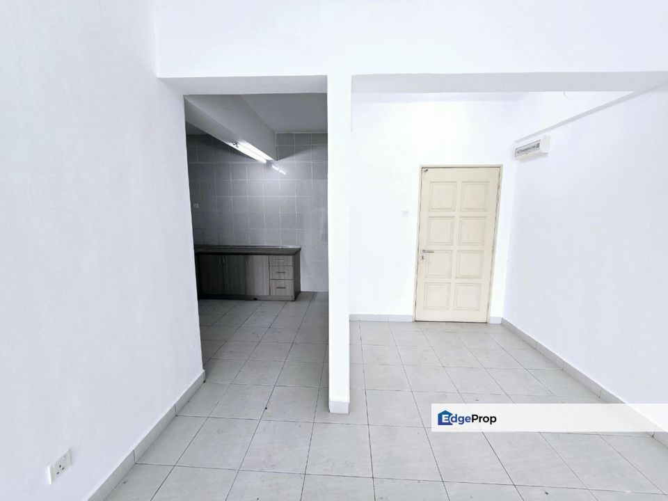 South Bayu Residence 2 | Putra Nilai | Nilai, Negeri Sembilan | Apartment Freehold Non-Bumi Lot | 4 Units Air-Condition, Negeri Sembilan, Nilai