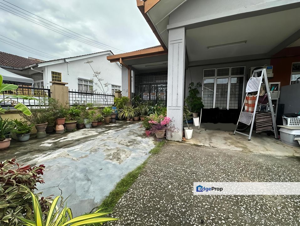 Taman Desa Jasmin | Nilai, Negeri Sembilan | Single Storey Terrace | Freehold Non-Bumi Lot | Extended & End Lot Unit!, Negeri Sembilan, Nilai