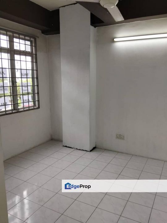 Apartment Desa Palma | Putra Nilai, Nilai | Freehold, Non-Bumi Lot | Blok E, 2nd Floor | Good For Own Stay or Rent Out!, Negeri Sembilan, Nilai