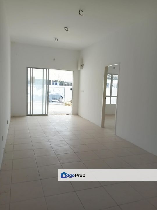 Taman Semaya, Iringan Bayu | Mambau, Sendayan | Single Storey Terrace, Intermediate Unit | Freehold Non-Bumi Lot, Negeri Sembilan, Seremban